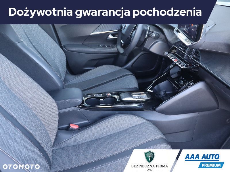 Peugeot 2008 - 11