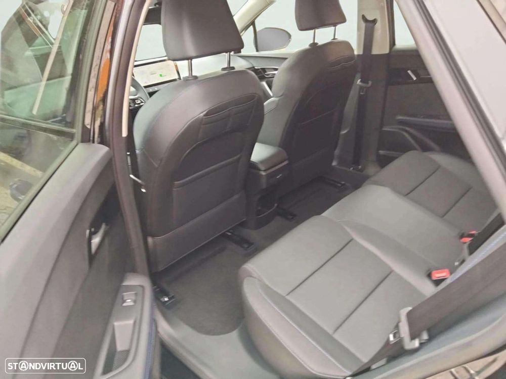 MG MG4 64 kWh Luxury - 16