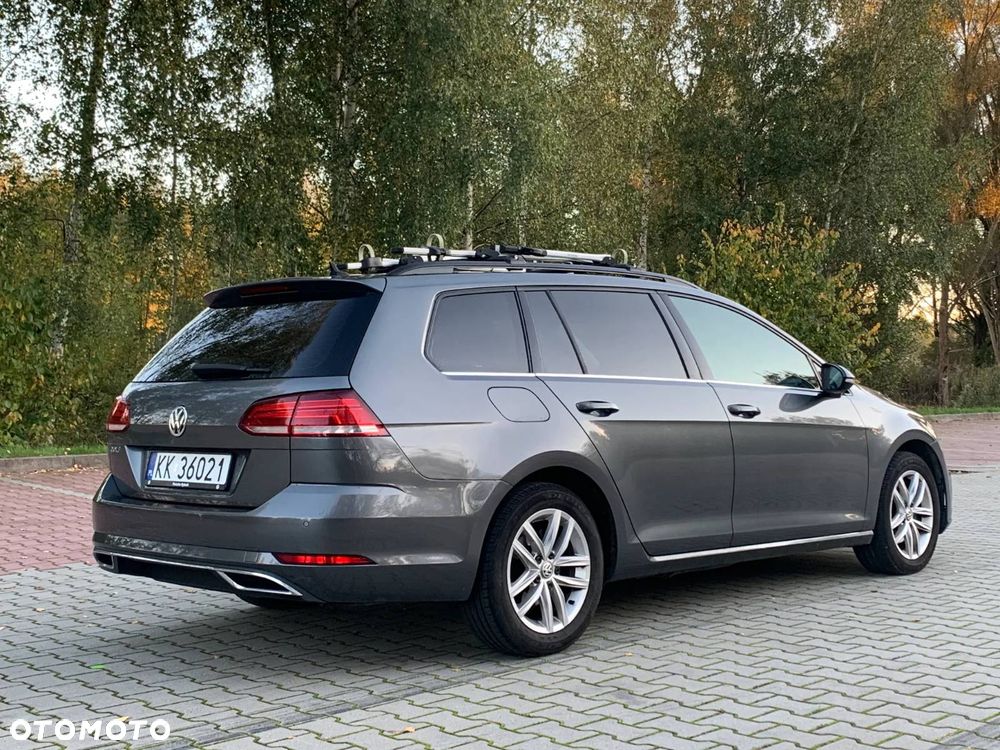 Volkswagen Golf - 4