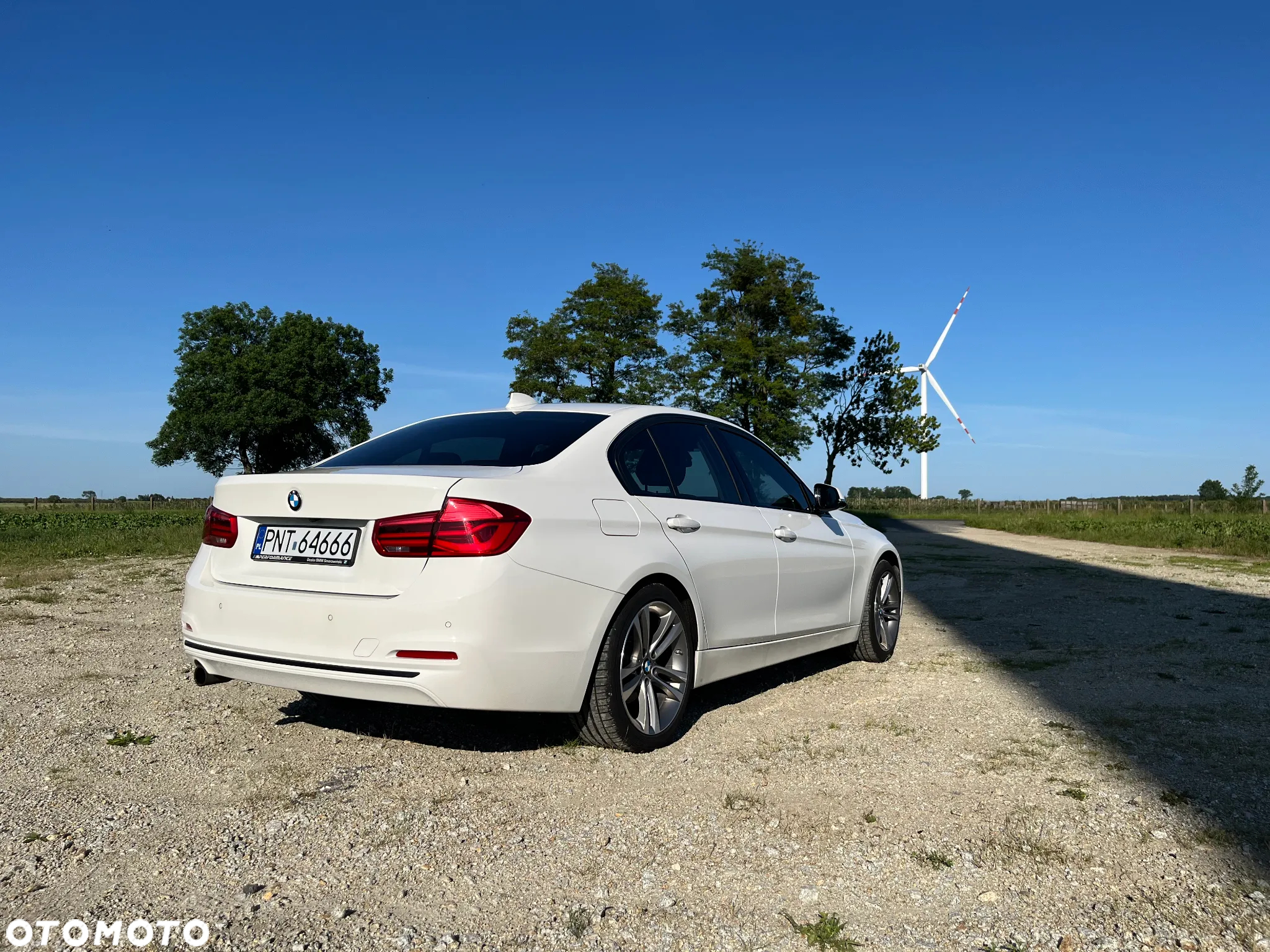 BMW Seria 3 320i - 7