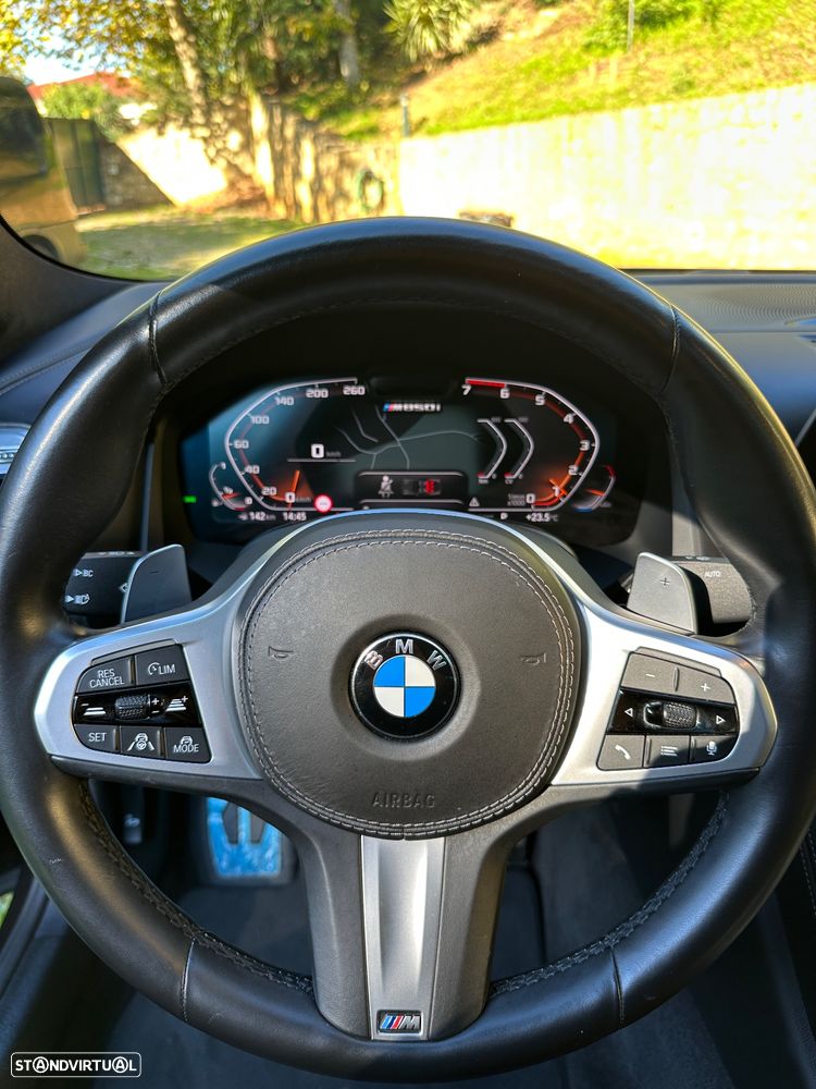 BMW M850i Gran Coupé xDrive - 19