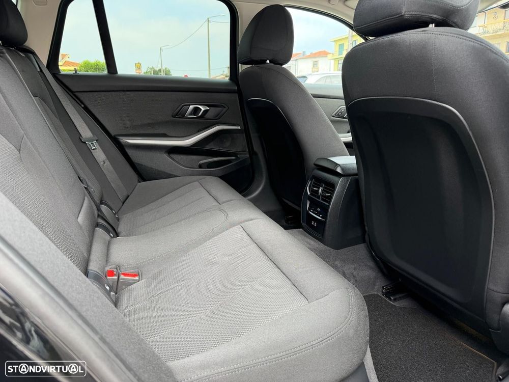 BMW 320 e Auto - 16