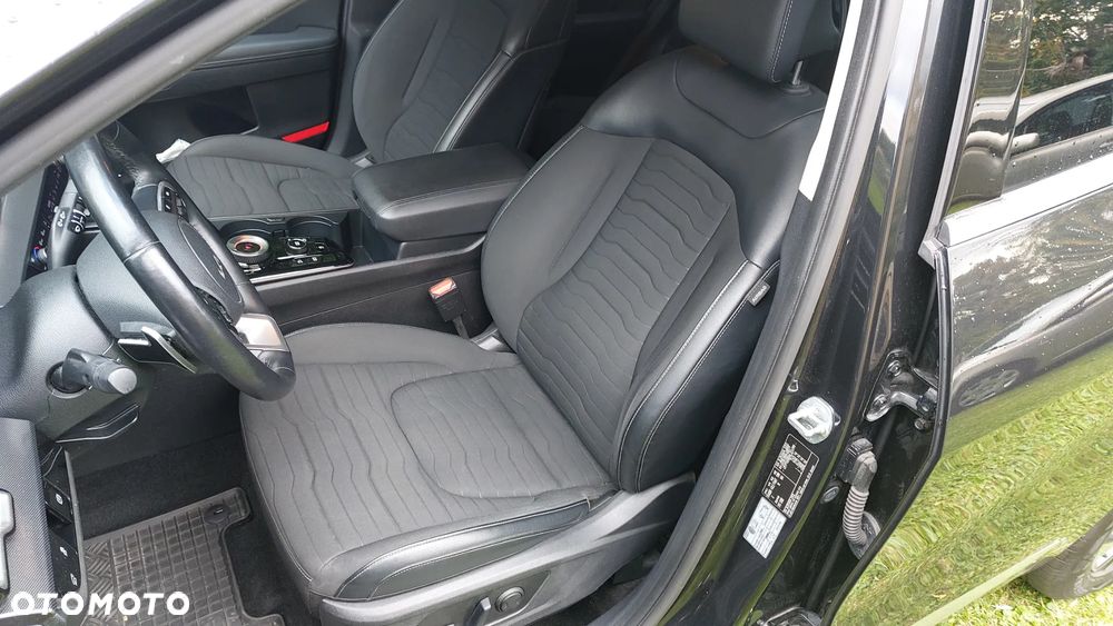Kia Sportage 1.6 T-GDI MHEV Business Line 2WD DCT - 10