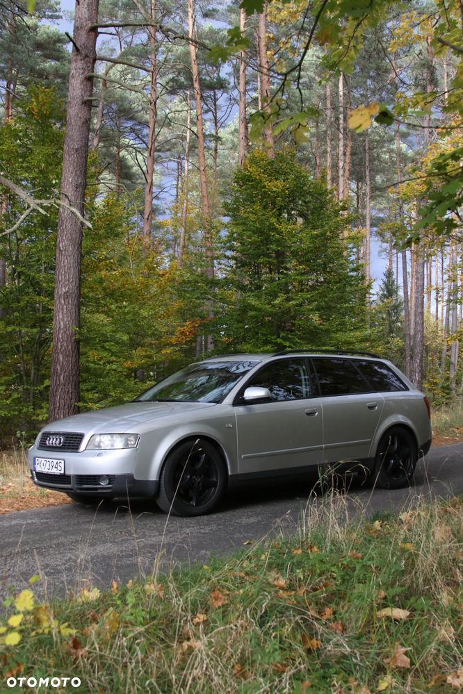 Audi A4 Avant 2.4 - 2