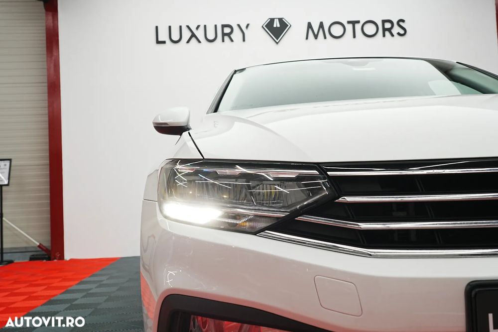 Volkswagen Passat 2.0 TDI SCR DSG Conceptline - 19