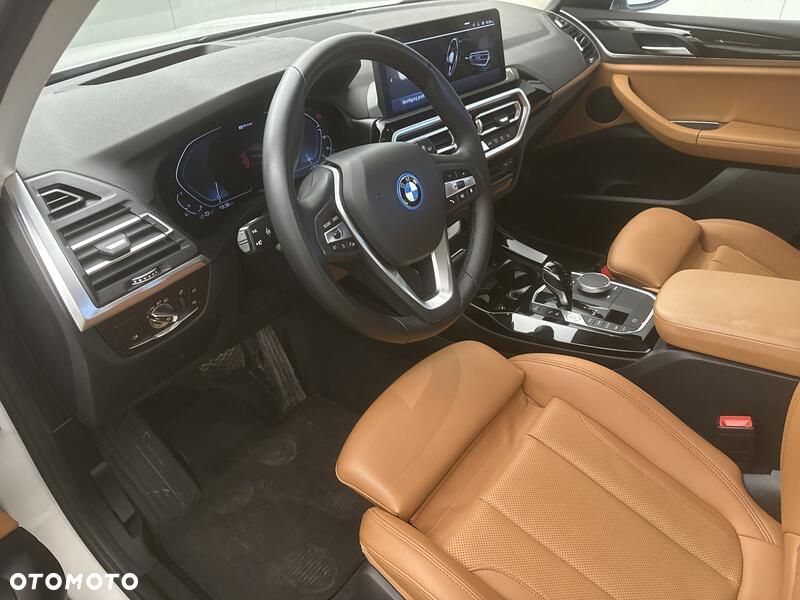 BMW X3 xDrive30e - 10
