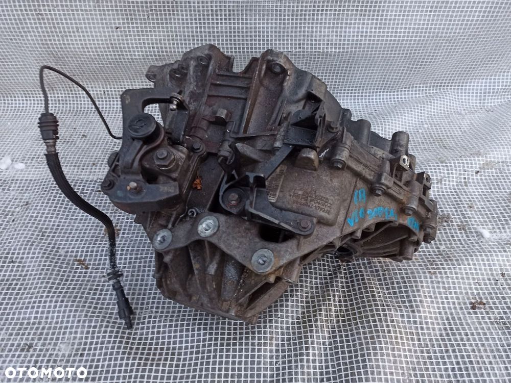 VOLVO S60 II V60 2.0 D D4 181PS SKRZYNIA BIEGÓW MANUALNA EU1R 7002 TEF - 2