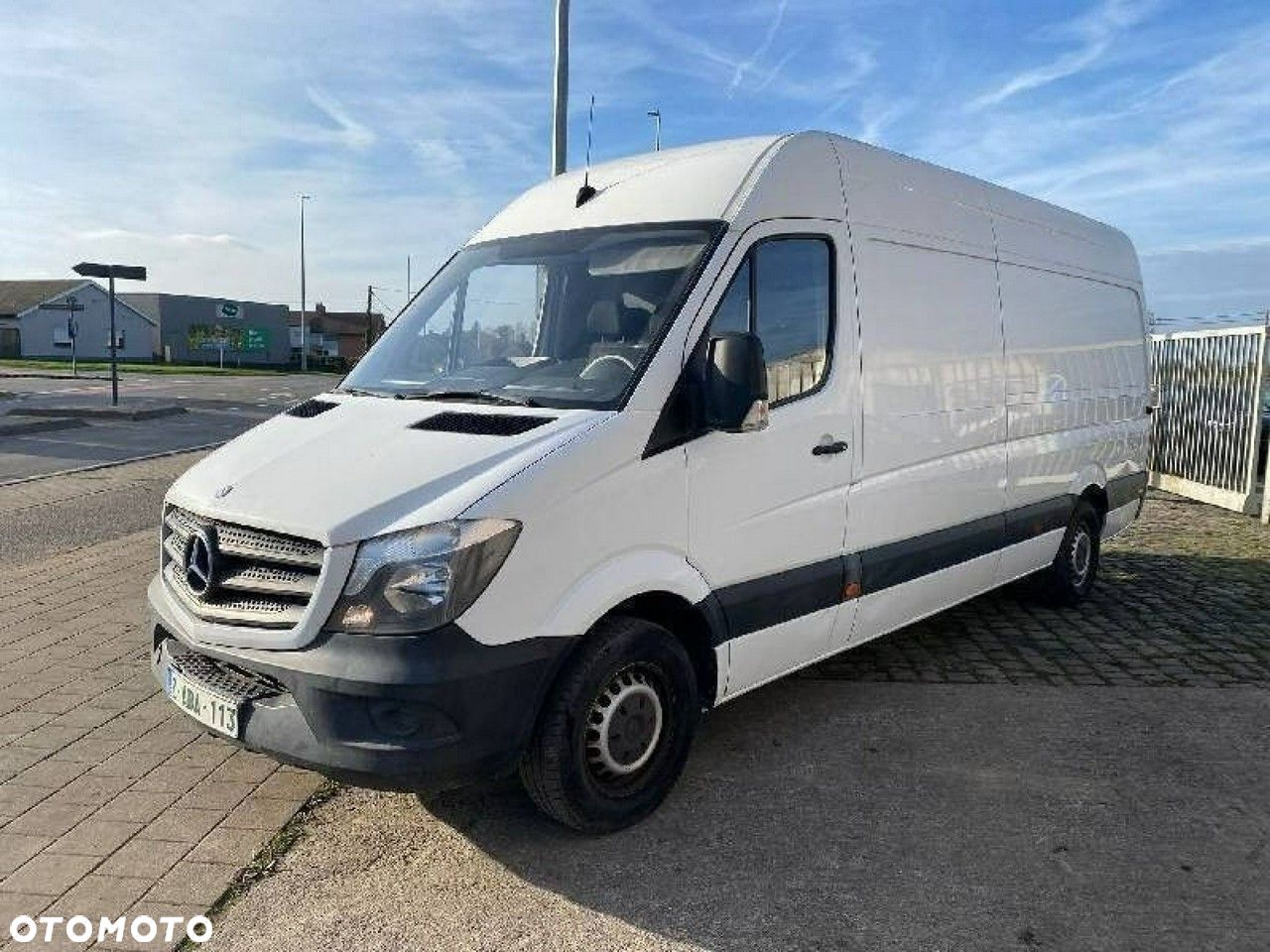 Mercedes-Benz Sprinter - 1