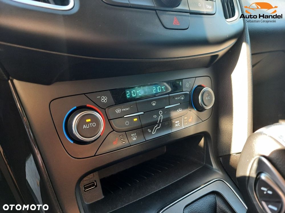 Ford Focus 2.0 TDCi Titanium ASS PowerShift - 24