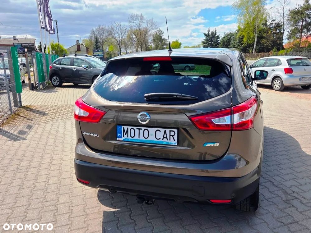 Nissan Qashqai 1.5 dCi N-Connecta - 11
