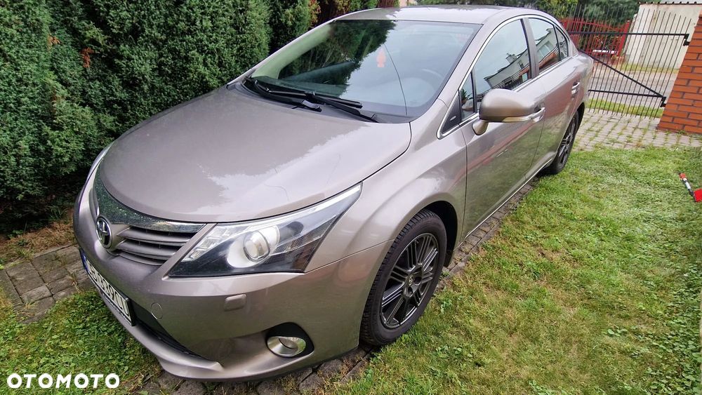 Toyota Avensis 1.8 Premium - 3