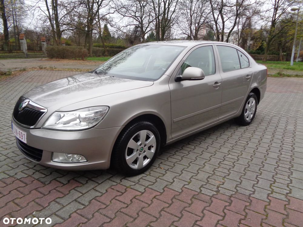 Skoda Octavia 1.6 TDI DPF Active Green tec - 1