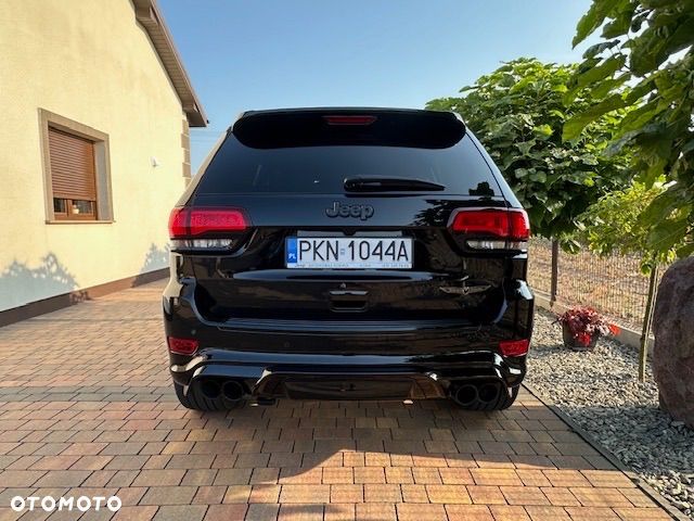 Jeep Grand Cherokee - 4