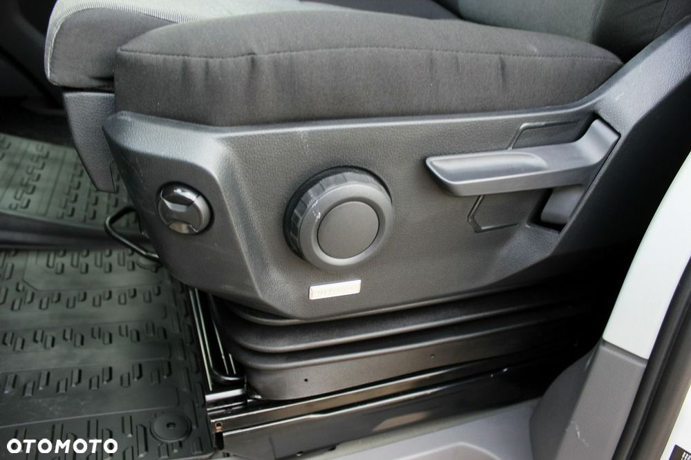 Volkswagen Crafter - 16