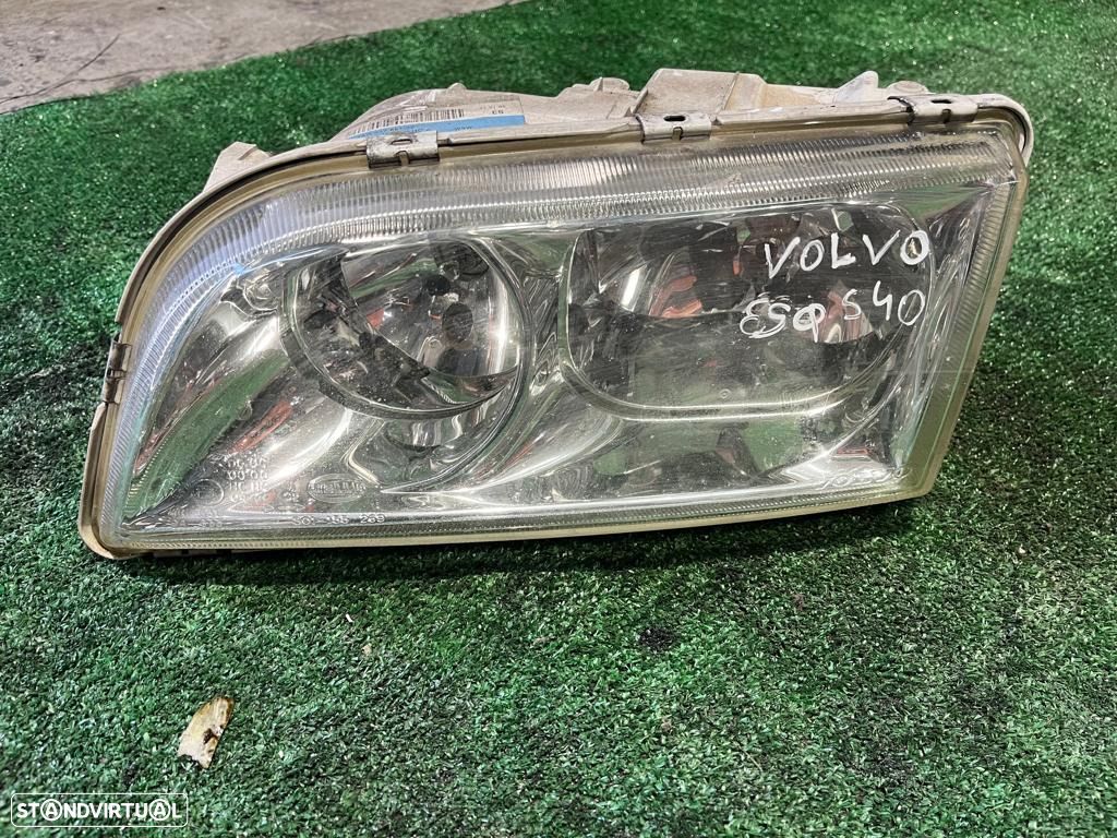 Farol esquerdo Volvo S40 - 1