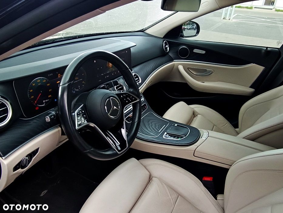 Mercedes-Benz Klasa E - 25