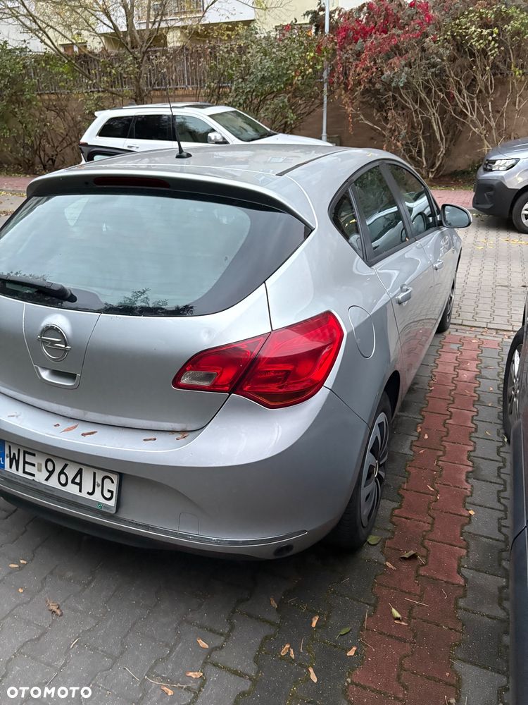 Opel Astra 1.6 - 3