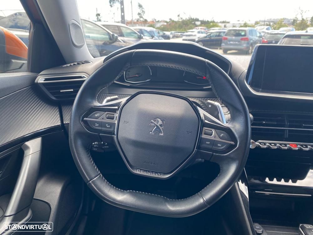 Peugeot 2008 1.2 PureTech Active Pack EAT8 - 9