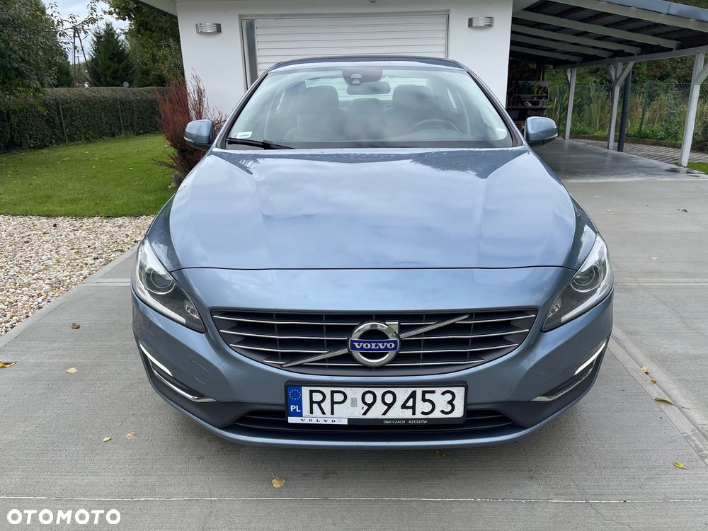 Volvo S60 CC D4 Drive-E Momentum - 4
