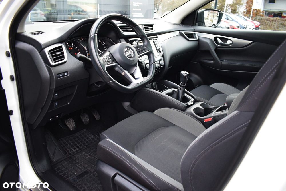 Nissan Qashqai 1.2 DIG-T N-Connecta - 11