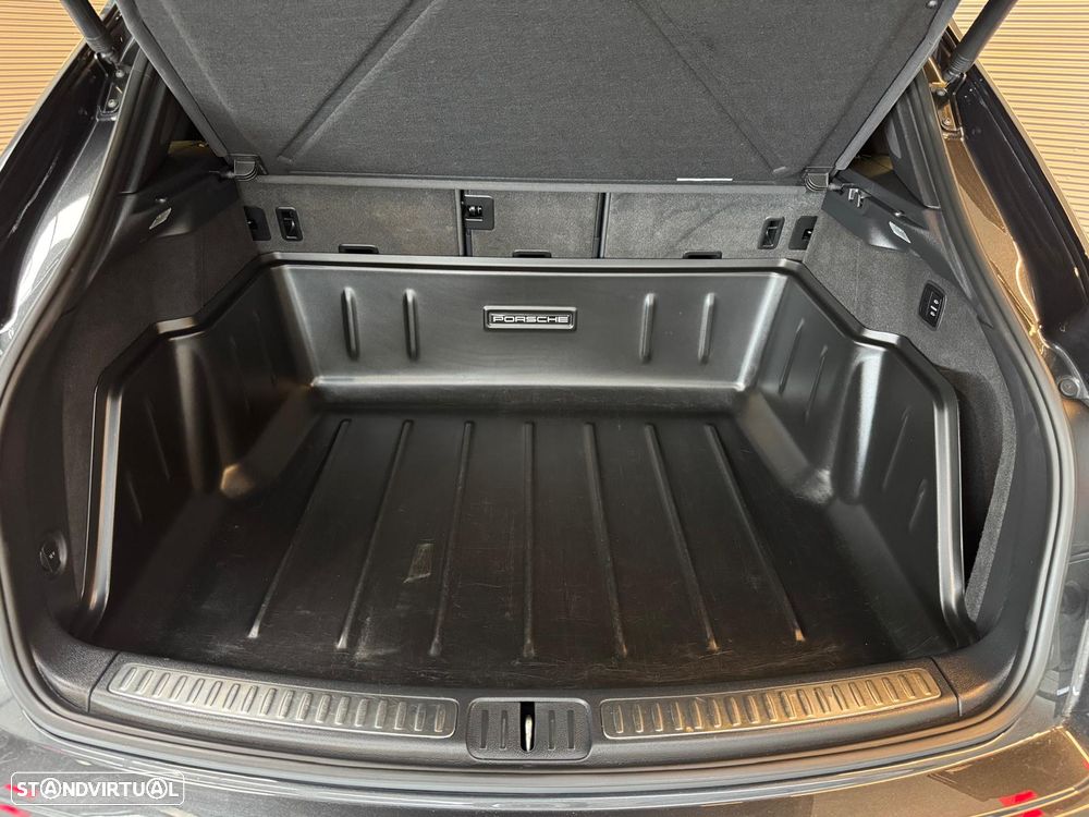 Porsche Macan S - 24