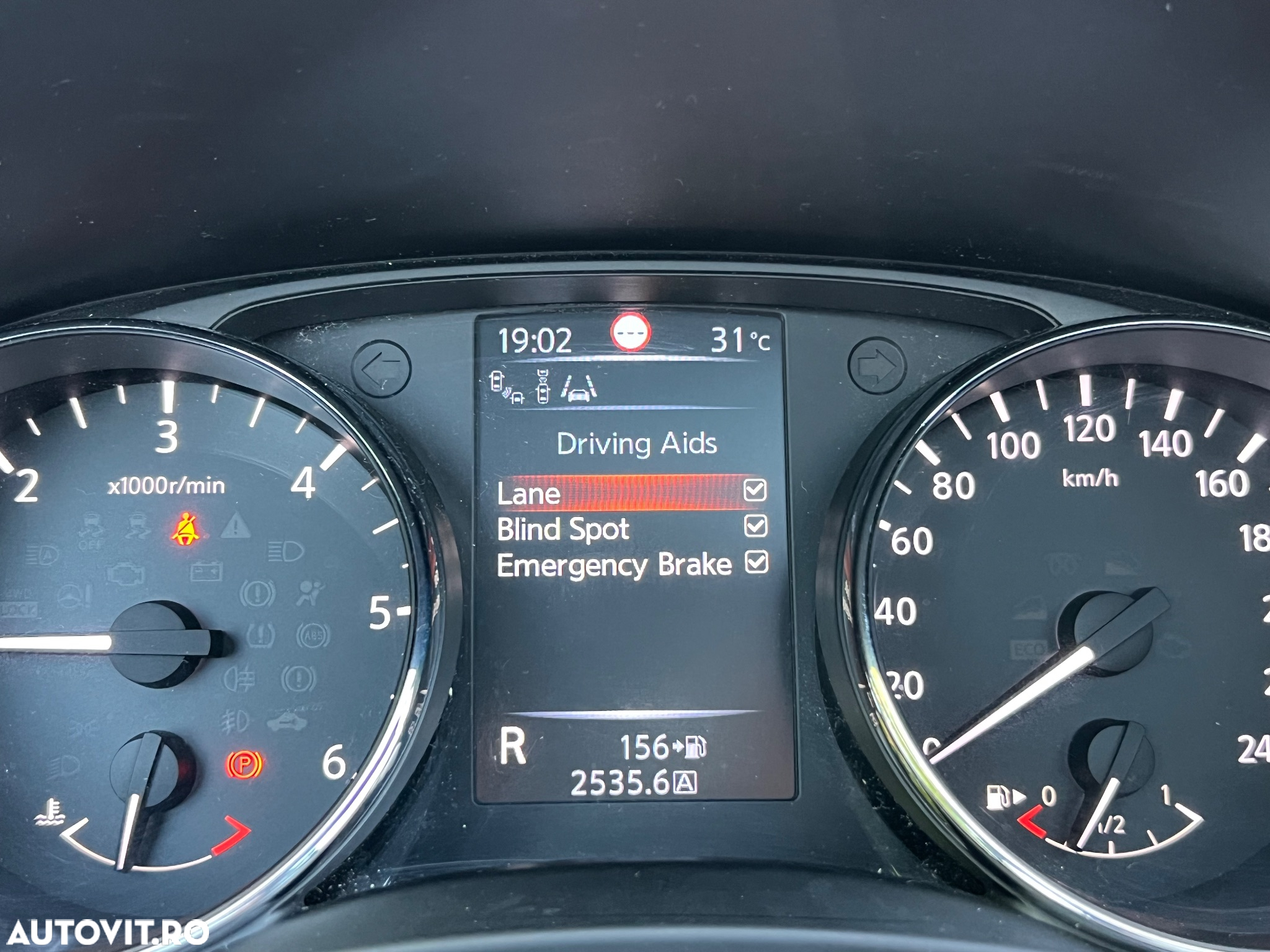 Nissan Qashqai 1.6 DCI Start/Stop X-TRONIC Tekna - 26
