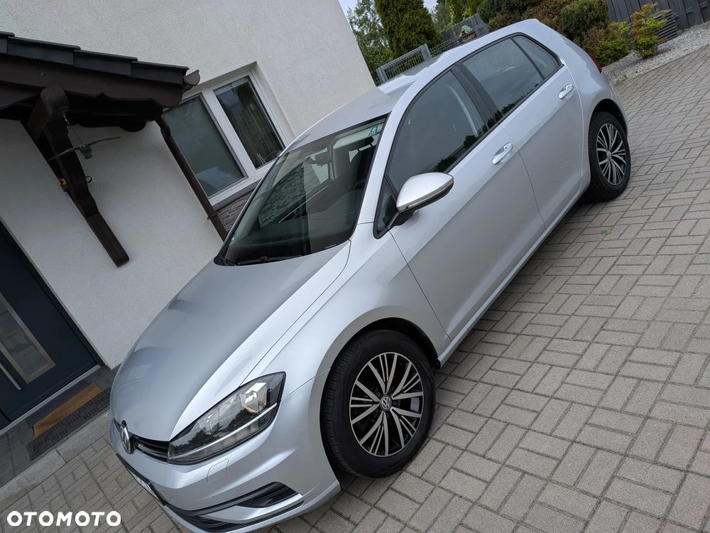 Volkswagen Golf 1.6 TDI (BlueMotion Technology) Trendline - 4