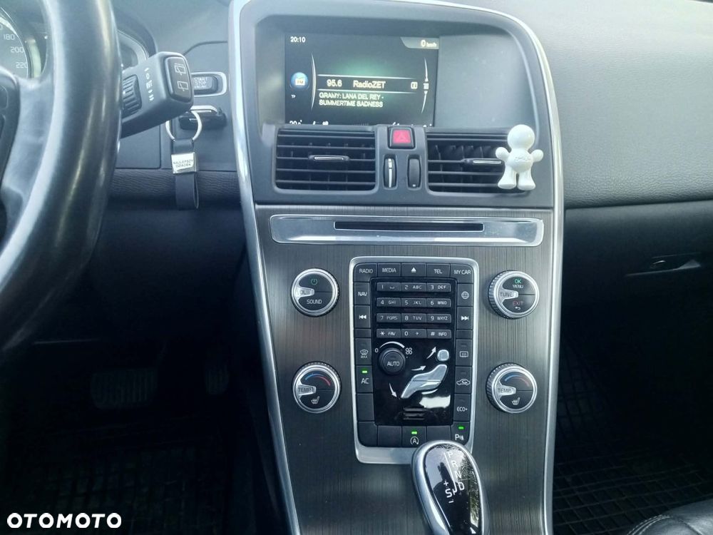 Volvo XC 60 - 13