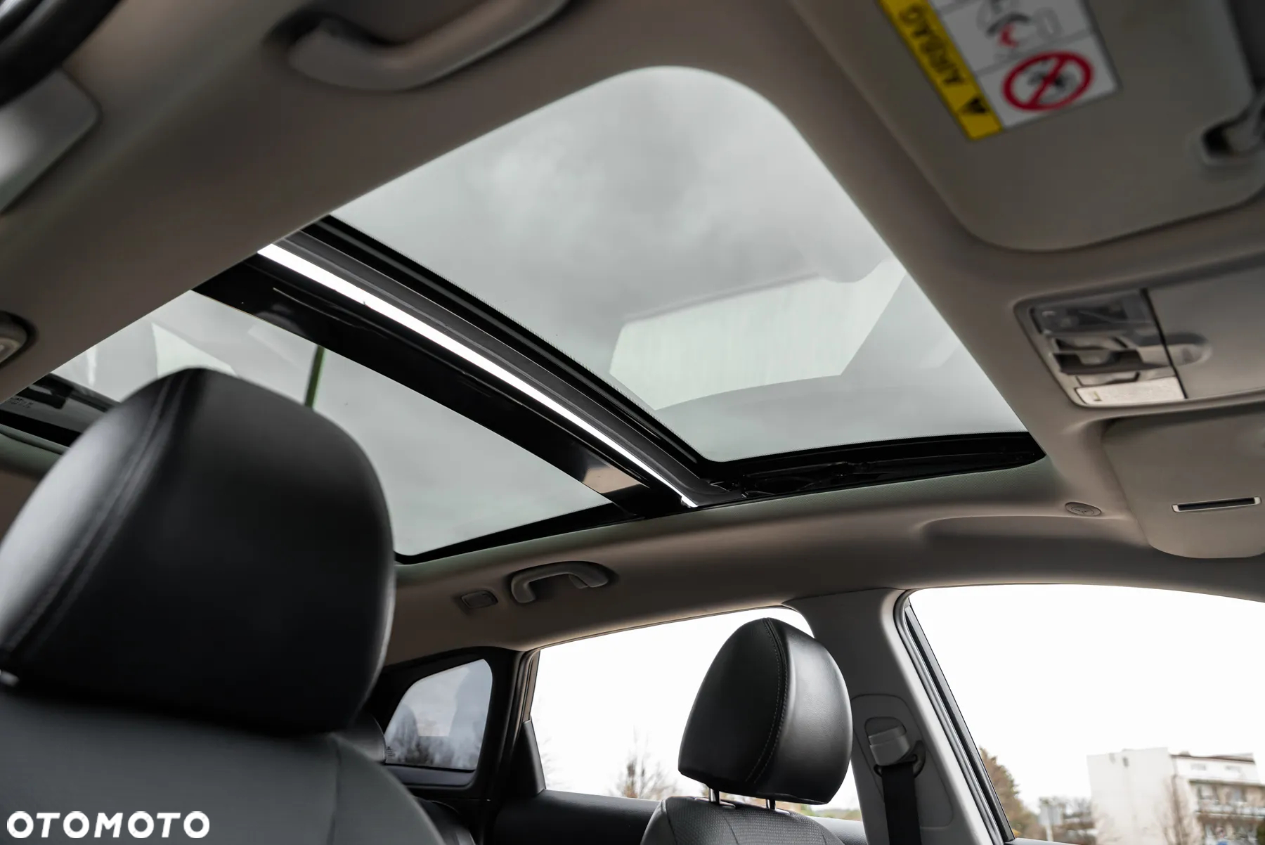 Hyundai i30 1.6 GDI BlueDrive Premium DCT - 36
