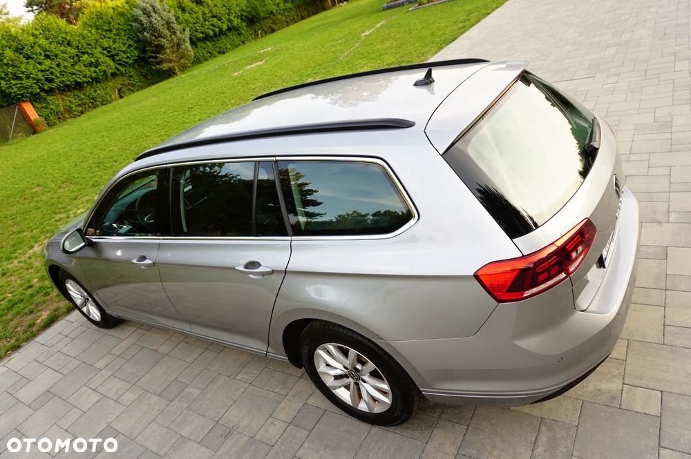 Volkswagen Passat Variant 1.5 TSI EVO Business DSG - 14