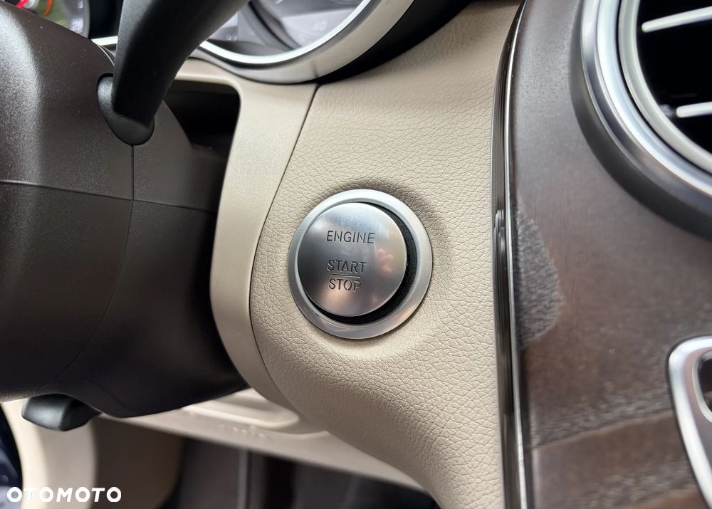 Mercedes-Benz GLC - 18