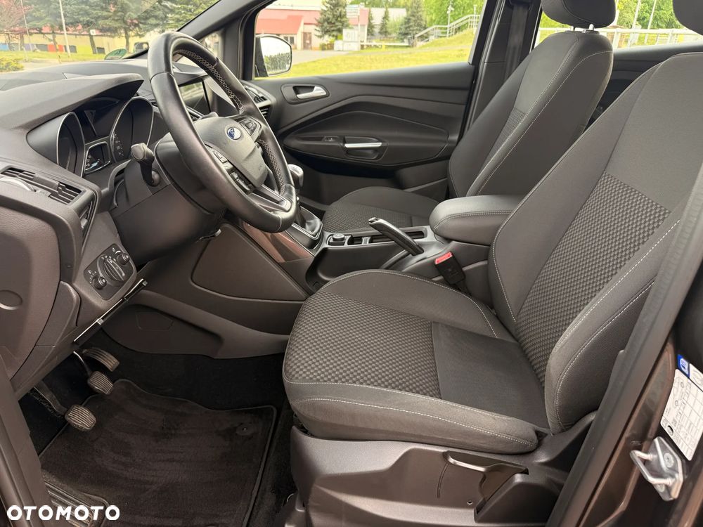 Ford C-MAX - 16