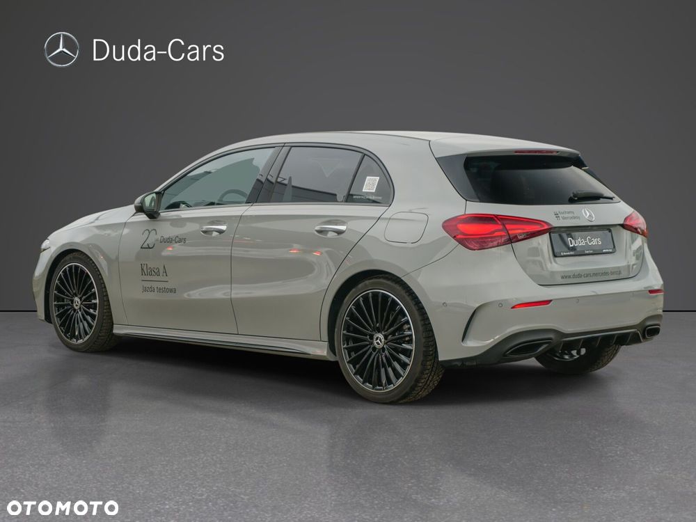 Mercedes-Benz Klasa A 220 4-Matic AMG Line 8G-DCT - 3