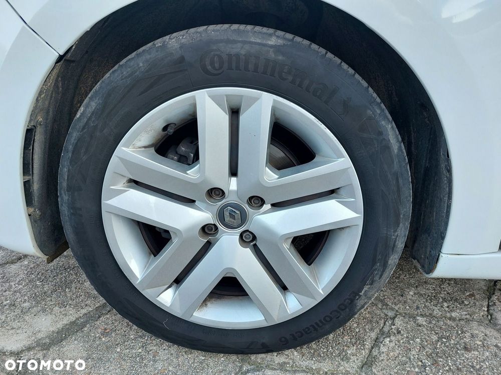 Renault Clio - 26