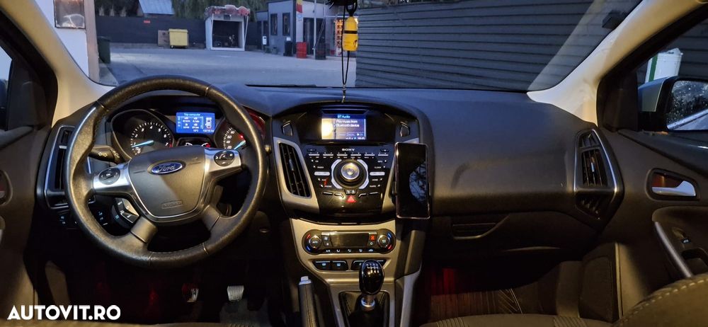 Ford Focus - 3