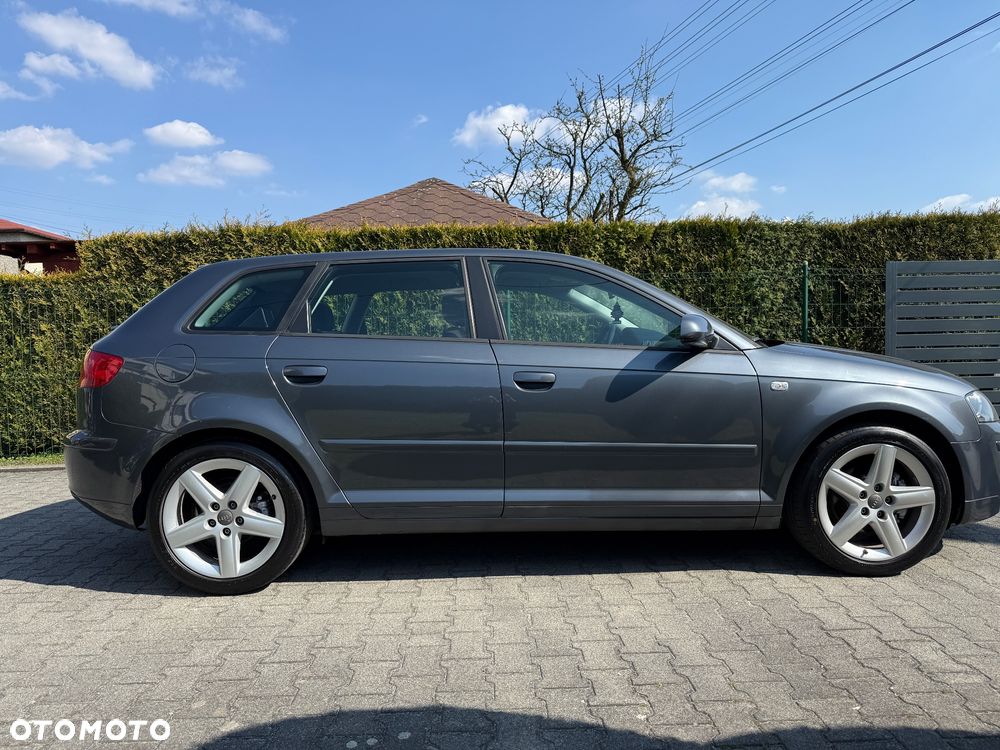 Audi A3 Sportback - 11