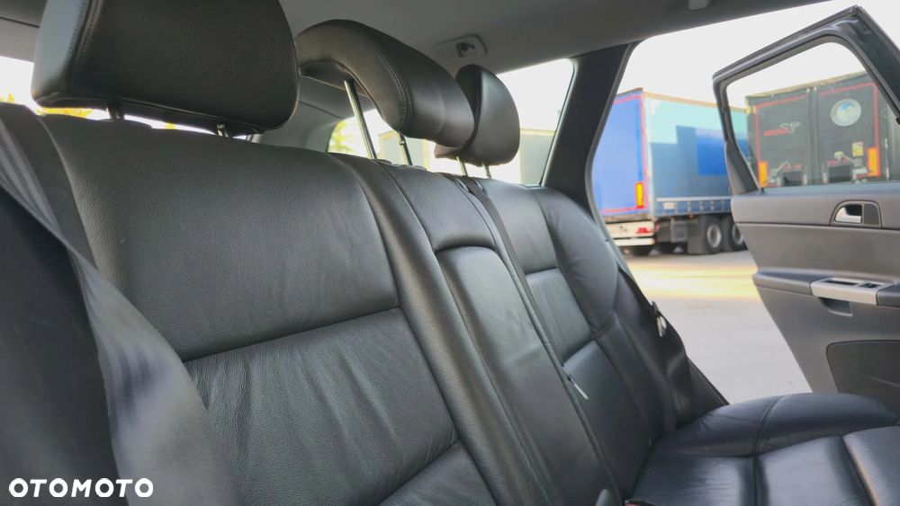 Volvo V50 1.6D DPF DRIVe Momentum - 13