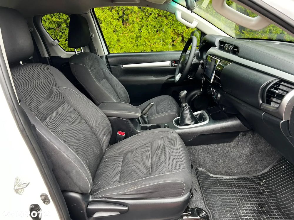 Toyota Hilux 4x4 Extra Cab Comfort - 18