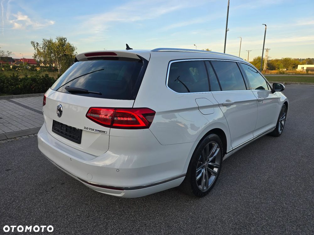 Volkswagen Passat - 38