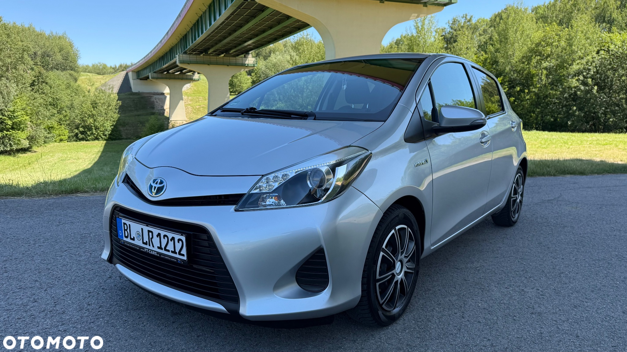 Toyota Yaris Hybrid 100 Active - 27