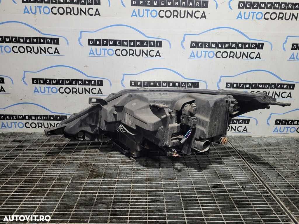 Far Dreapta Nissan Qashqai J11 2013 - 2017 SUV 4 Usi (1182) Cu lupă - 3