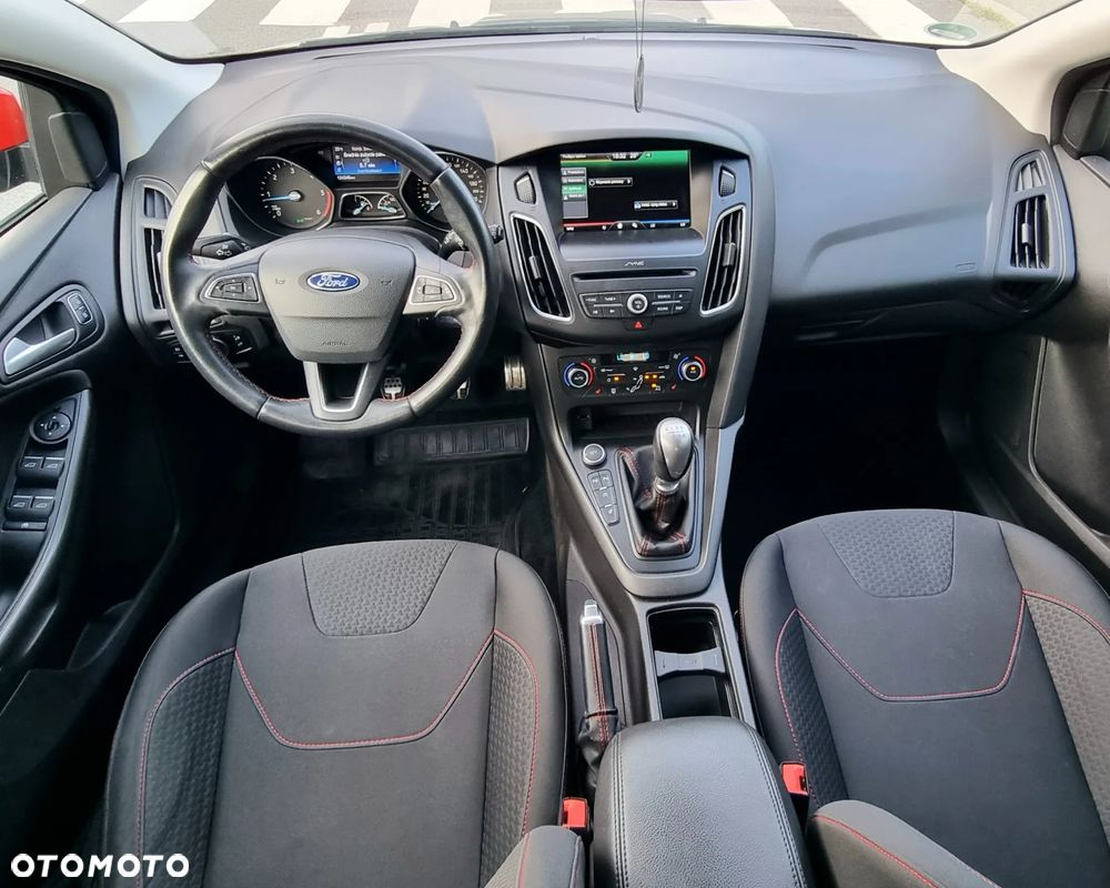 Ford Focus 2.0 TDCi DPF Start-Stopp-System Titanium - 30