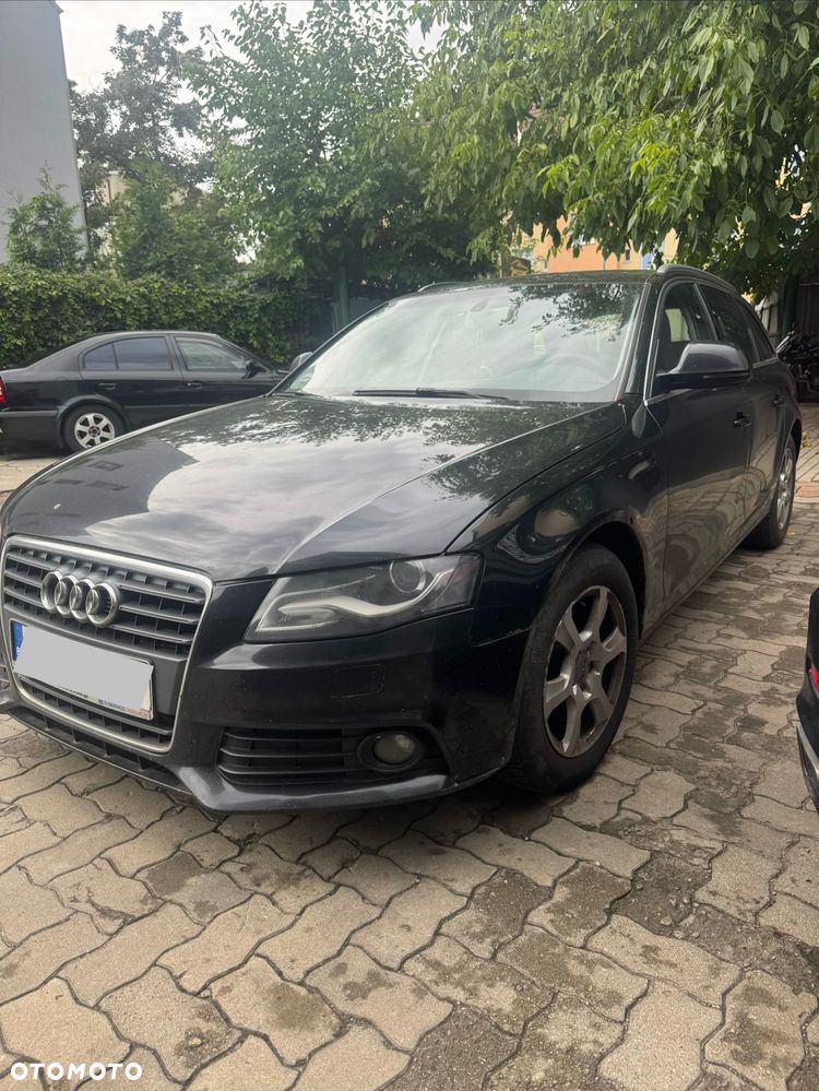 Audi A4 Avant 2.0 TDI - 13