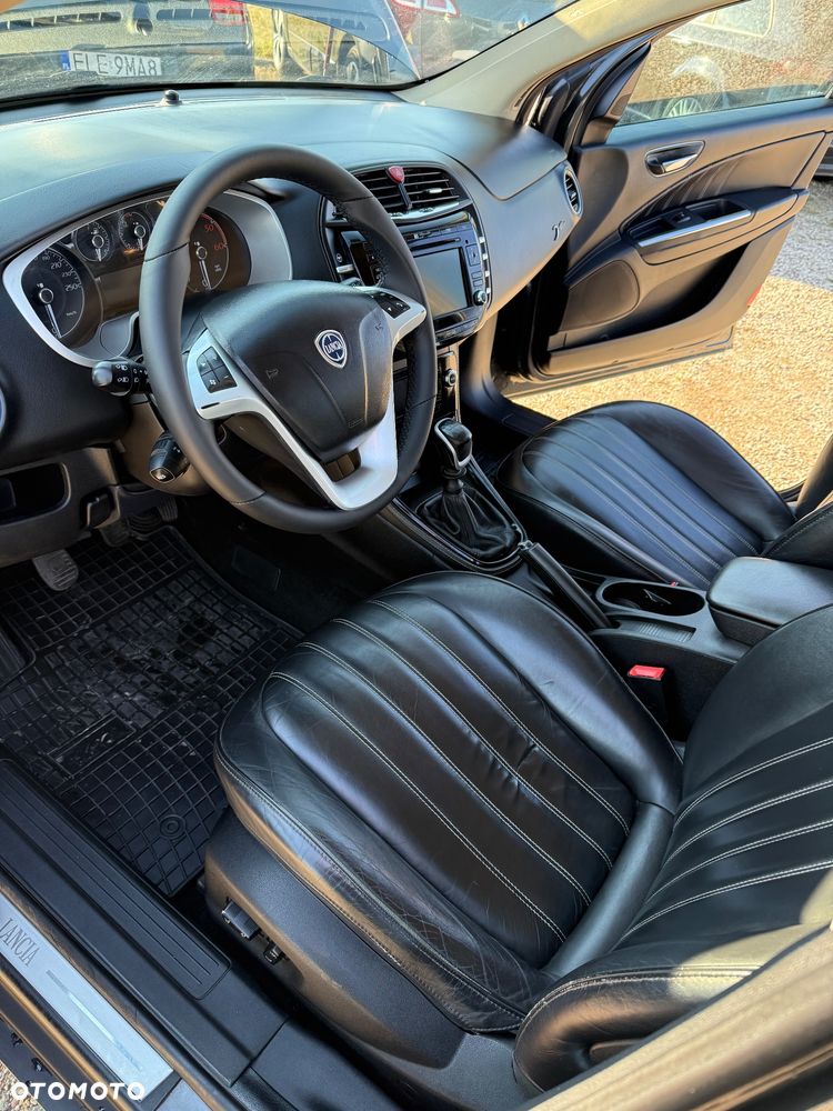 Lancia Delta 2.0 MultiJet 16v Oro - 9