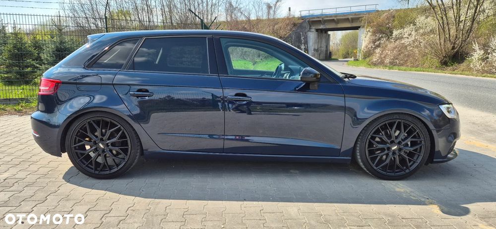 Audi A3 Sportback - 6