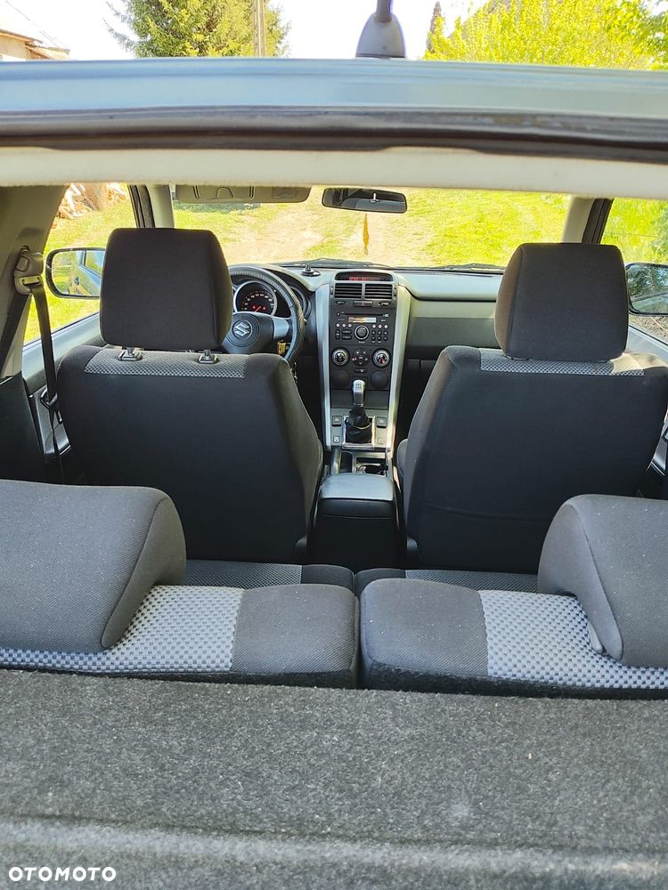 Suzuki Grand Vitara 1.6 Comfort - 11