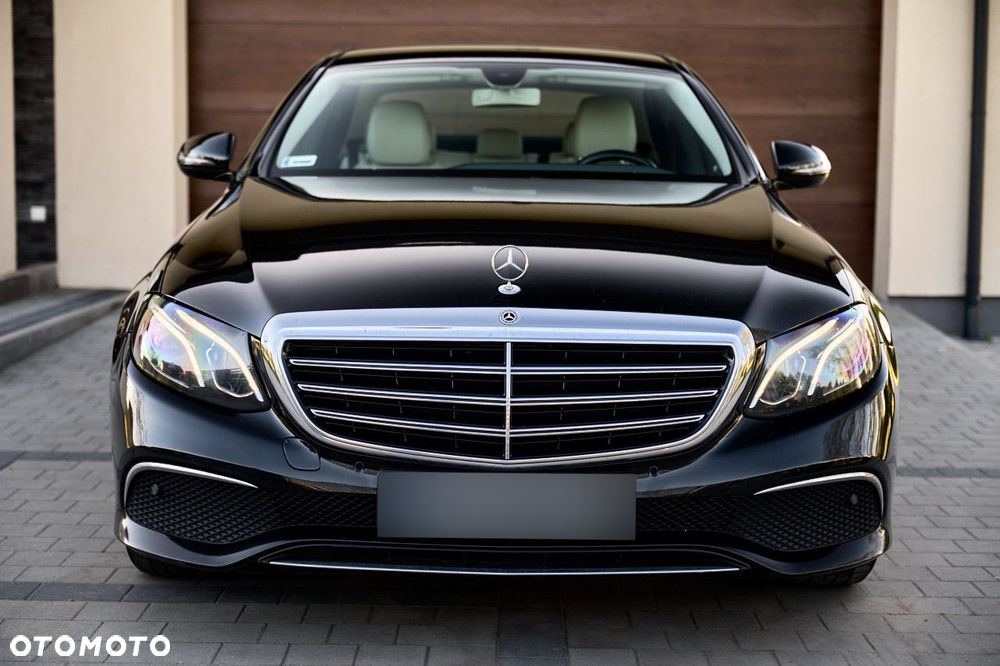 Mercedes-Benz Klasa E 220 d 9G-TRONIC - 4