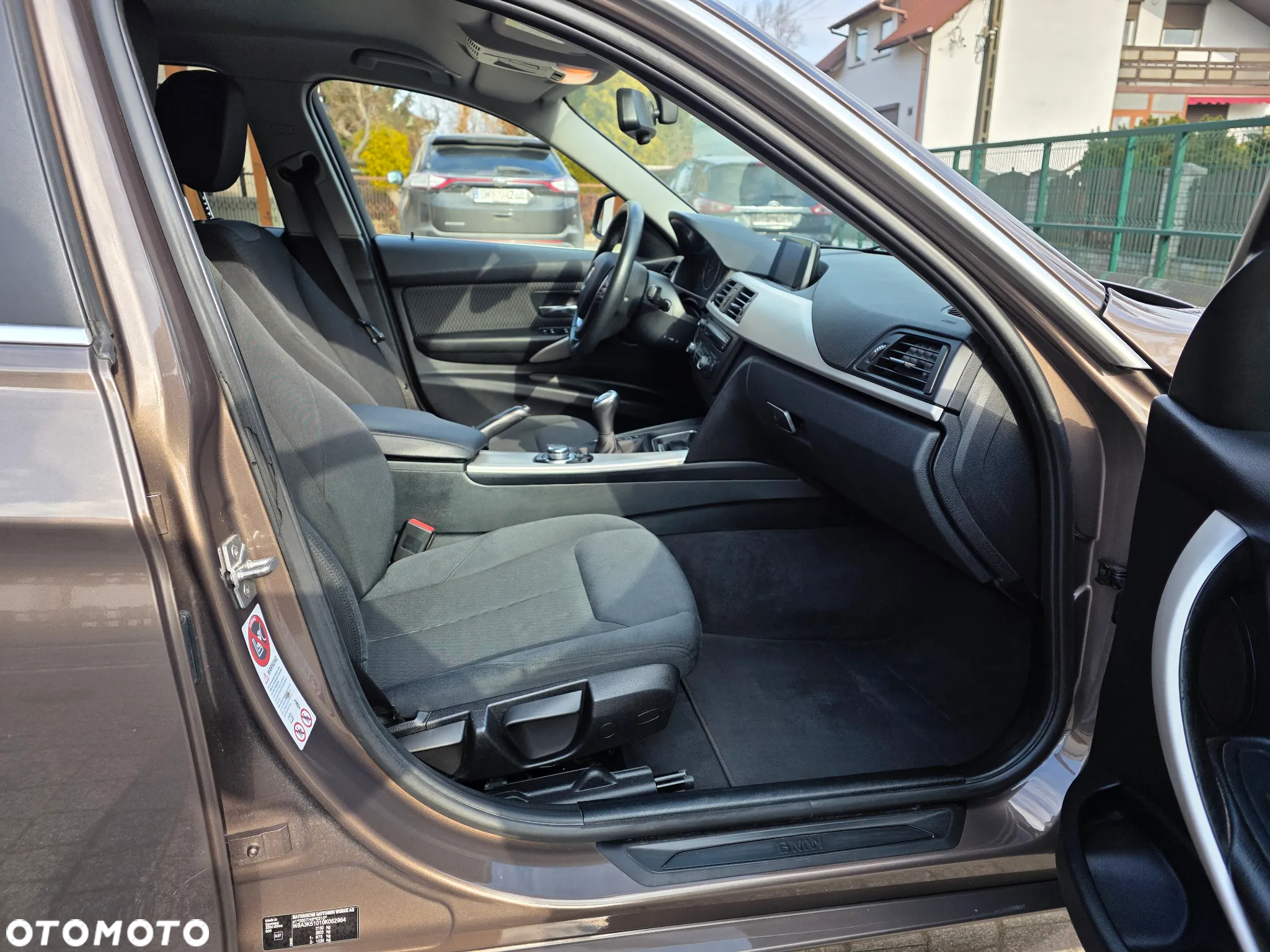 BMW Seria 3 320d Touring xDrive - 6