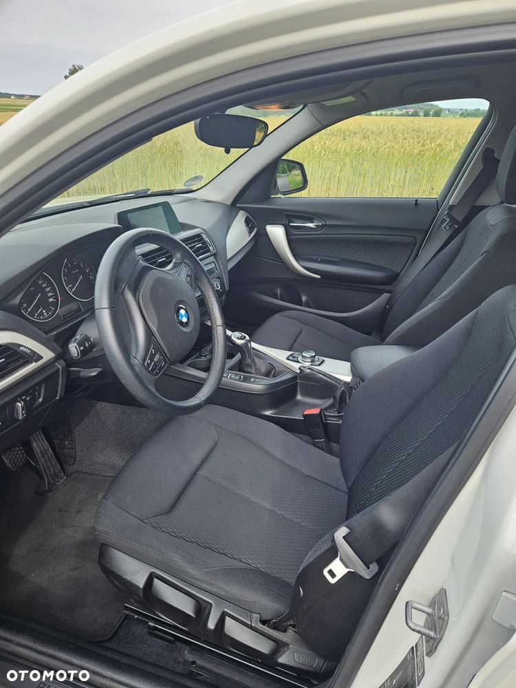 BMW Seria 1 114i - 14