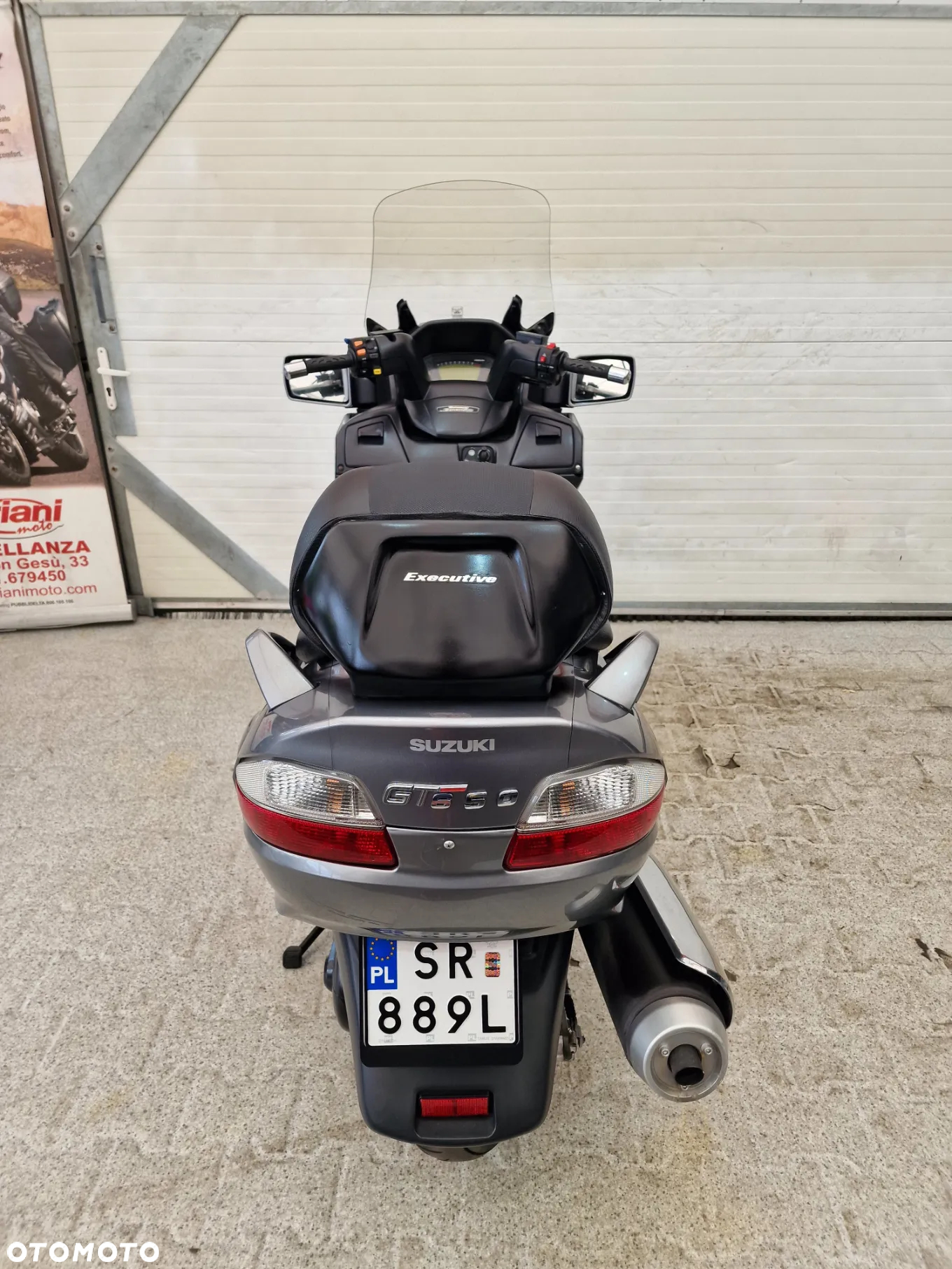 Suzuki Burgman - 24
